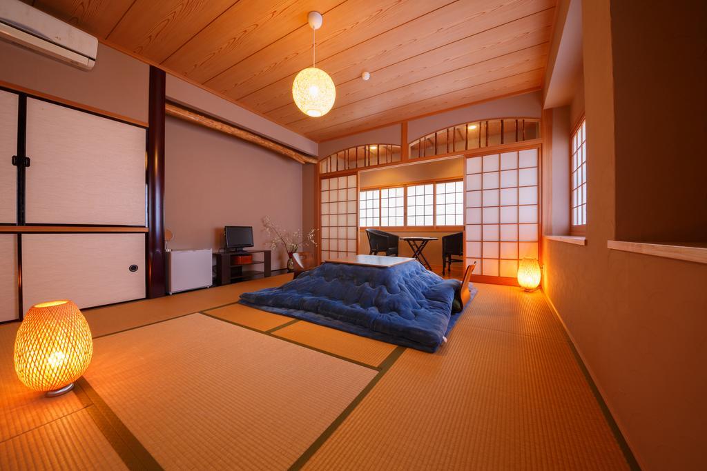 Yufuin Ryokan Tadaima Buitenkant foto