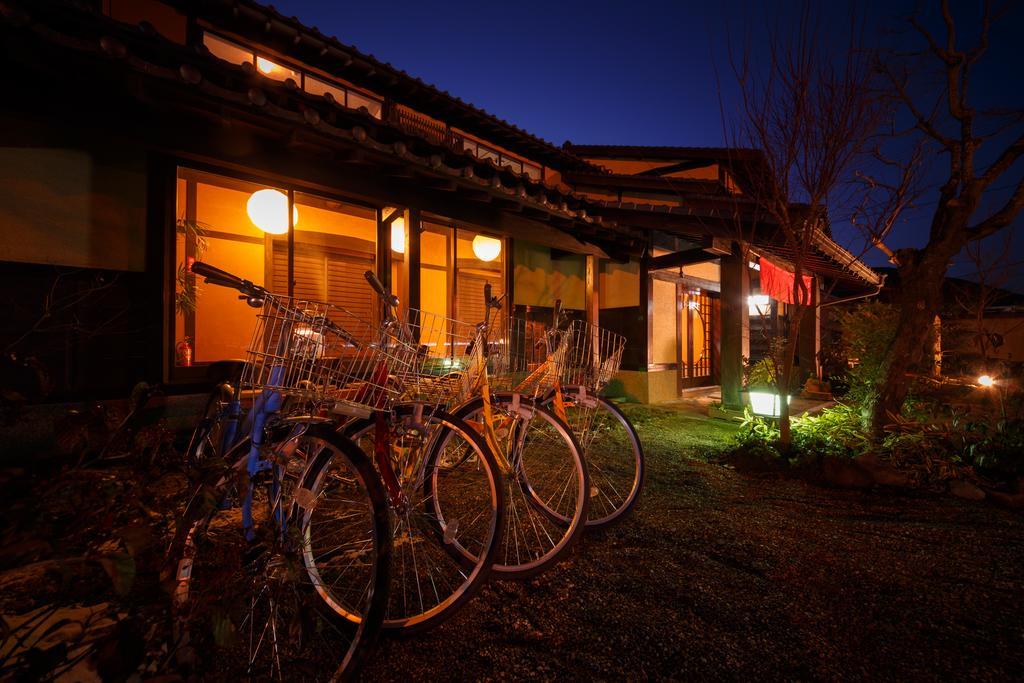 Yufuin Ryokan Tadaima Buitenkant foto